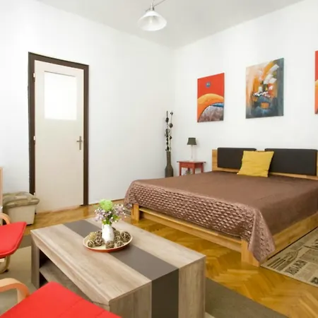 Paprika Grand Appartement *