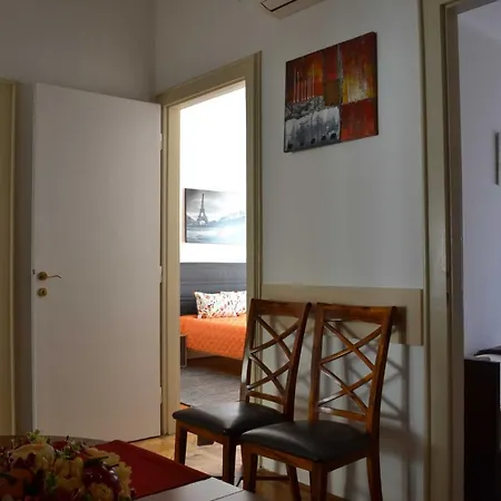 Paprika Grand Apartment